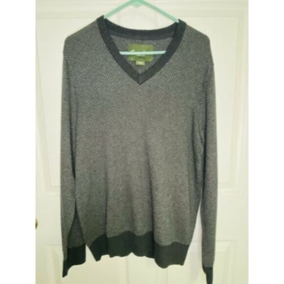 Eddie Bauer Men's Cotton Cashmere Blend V Neck Sweater Gray Medium - Picture 2 of 4
